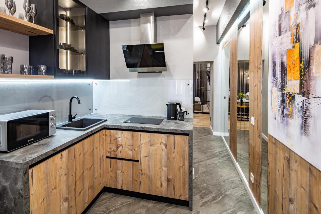 Alfa Apartments Kulisha 12 ลวีฟ ภายนอก รูปภาพ